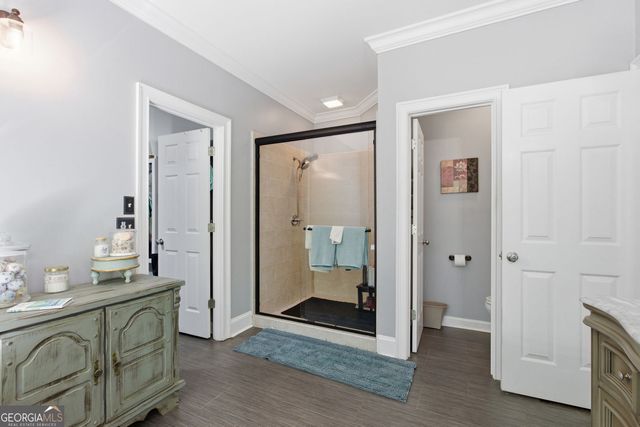 8575 Anchor On Lanier Court, Gainesville, GA 30506