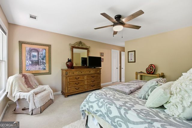 8575 Anchor On Lanier Court, Gainesville, GA 30506