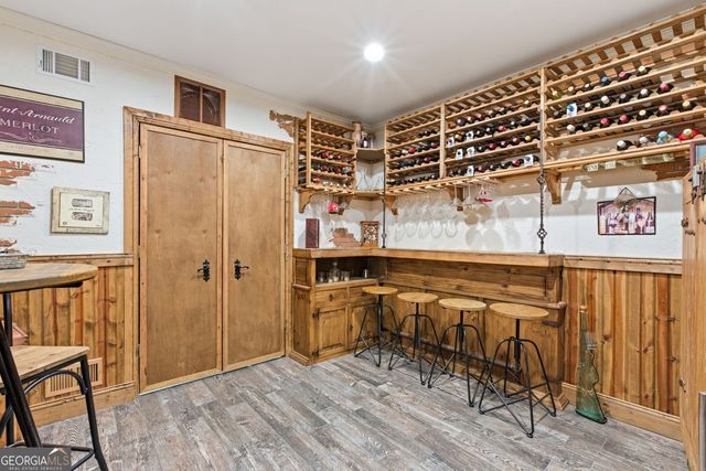 8575 Anchor On Lanier Court, Gainesville, GA 30506