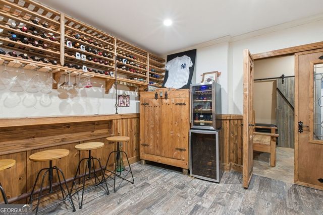 8575 Anchor On Lanier Court, Gainesville, GA 30506