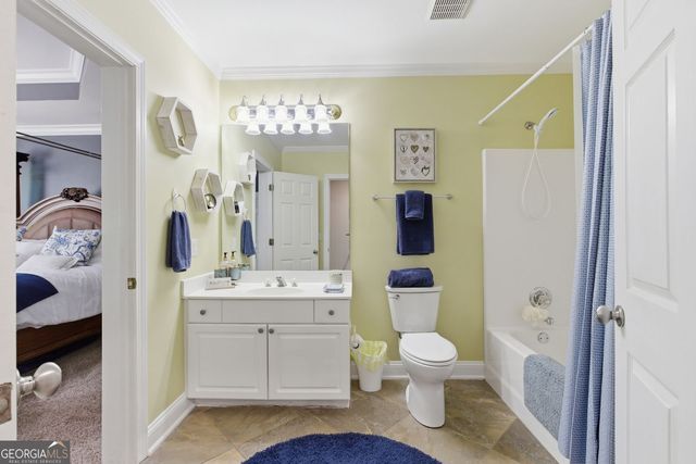 8575 Anchor On Lanier Court, Gainesville, GA 30506