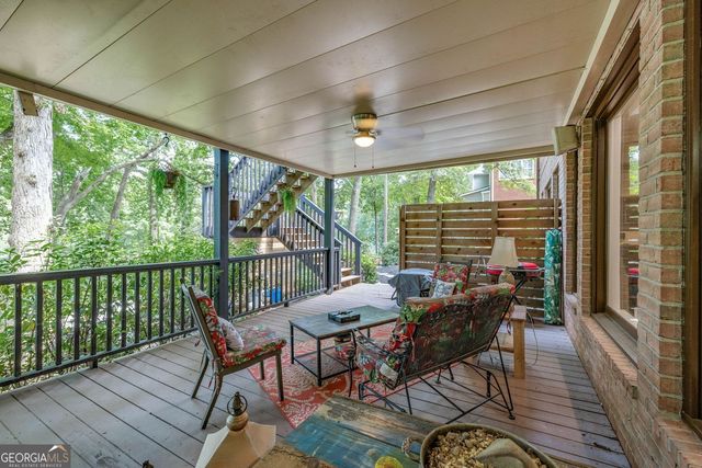 8575 Anchor On Lanier Court, Gainesville, GA 30506