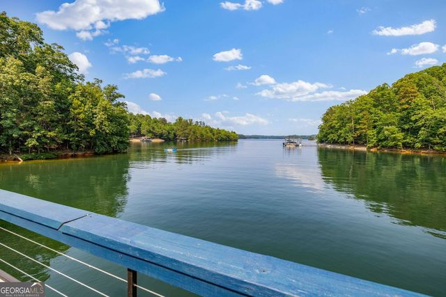 8575 Anchor On Lanier Court, Gainesville, GA 30506