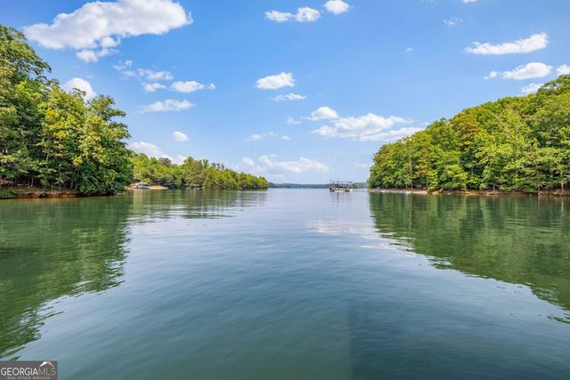 8575 Anchor On Lanier Court, Gainesville, GA 30506