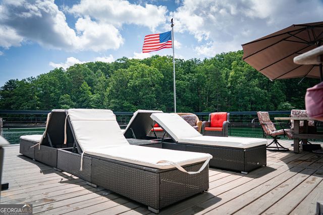 8575 Anchor On Lanier Court, Gainesville, GA 30506