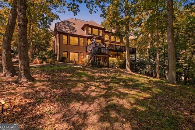 8575 Anchor On Lanier Court, Gainesville, GA 30506