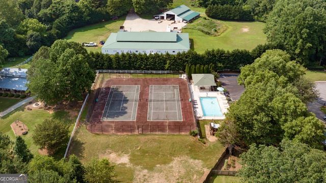 8575 Anchor On Lanier Court, Gainesville, GA 30506