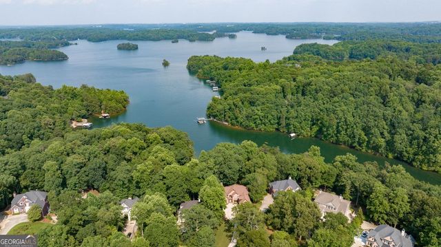 8575 Anchor On Lanier Court, Gainesville, GA 30506