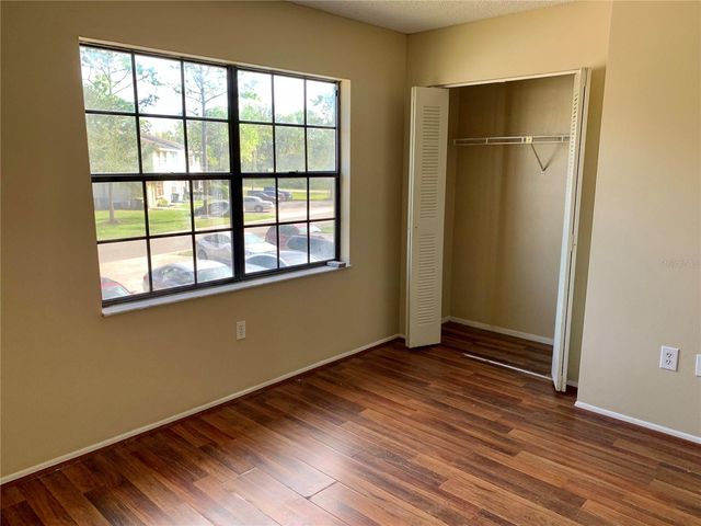 1416 RIDGE LAKE COURT, Lakeland, FL 33801