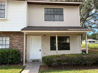 1416 RIDGE LAKE COURT, Lakeland, FL 33801