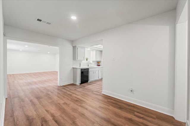 9231 Rockcliff Drive, Houston, TX 77037