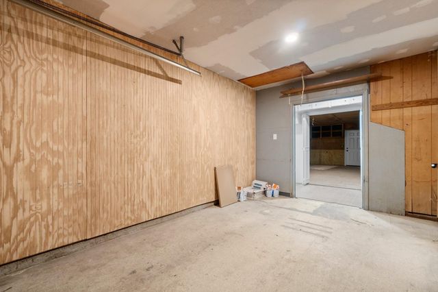 9231 Rockcliff Drive, Houston, TX 77037