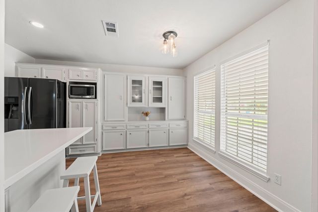 9231 Rockcliff Drive, Houston, TX 77037