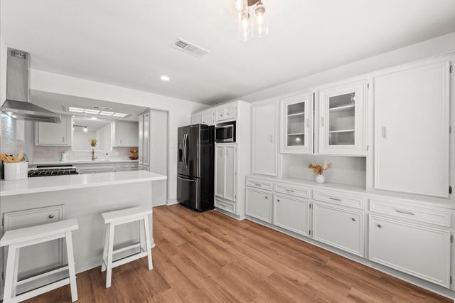 9231 Rockcliff Drive, Houston, TX 77037