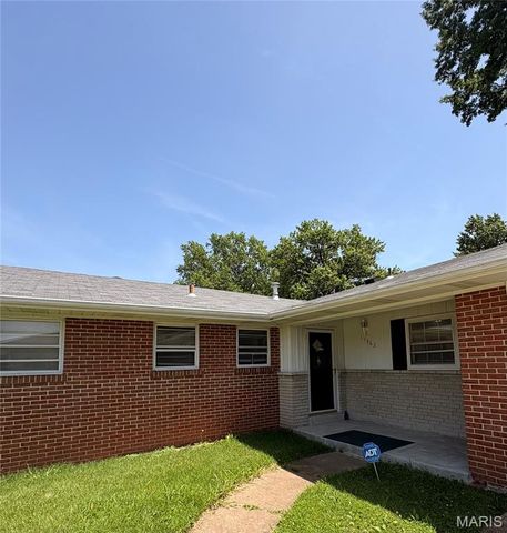 11562 Rock Hampton Drive, Spanish Lake, MO 63138