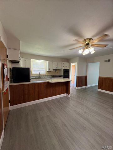 11562 Rock Hampton Drive, Spanish Lake, MO 63138