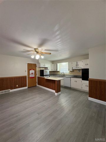 11562 Rock Hampton Drive, Spanish Lake, MO 63138
