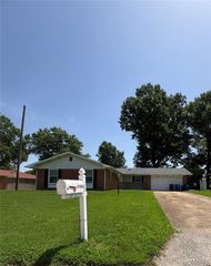 11562 Rock Hampton Drive, Spanish Lake, MO 63138