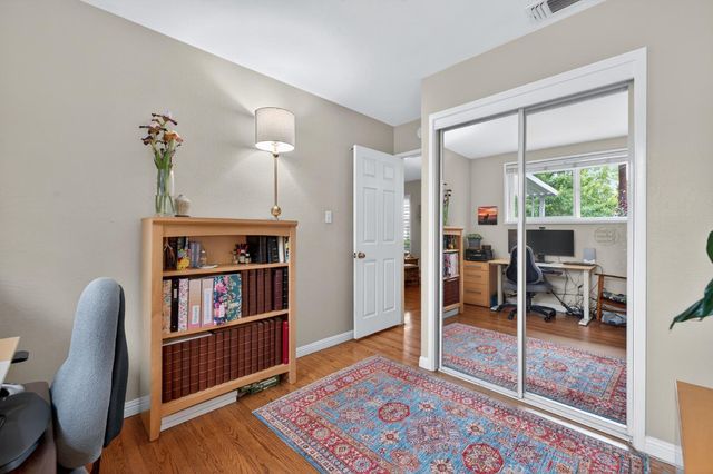 3832 Henderson Way, Carmichael, CA 95608