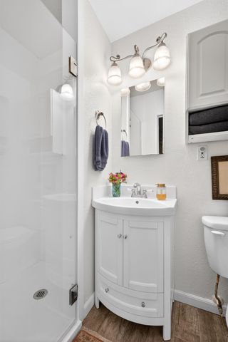 3832 Henderson Way, Carmichael, CA 95608