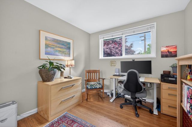 3832 Henderson Way, Carmichael, CA 95608