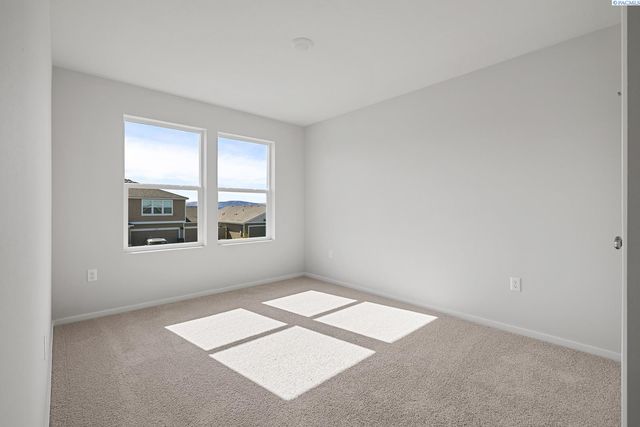 6102 Road 115, Pasco, WA 99301