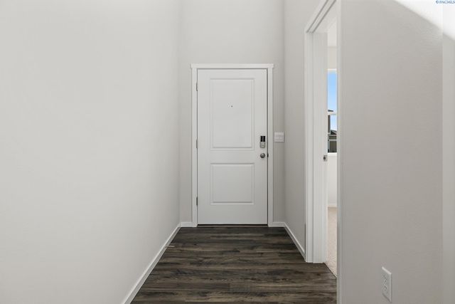 6102 Road 115, Pasco, WA 99301