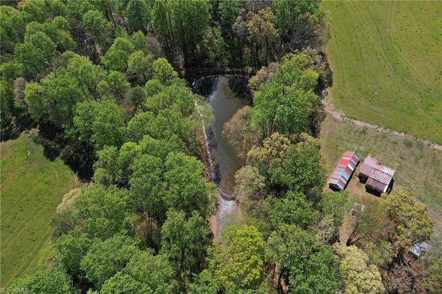 1336 Chinn Lane, Yadkinville, NC 27055