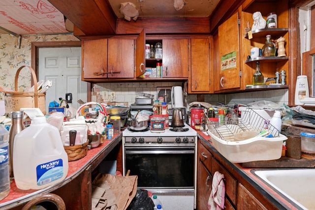 6275 Randolph Street, Hobart, IN 46342