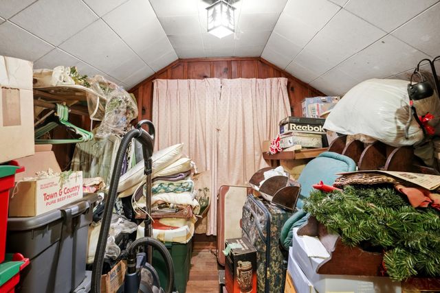 6275 Randolph Street, Hobart, IN 46342