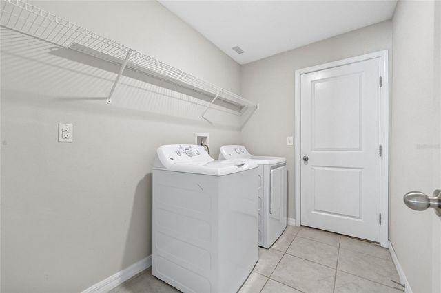 5406 AMARYLLIS GARDEN STREET, Apollo Beach, FL 33572