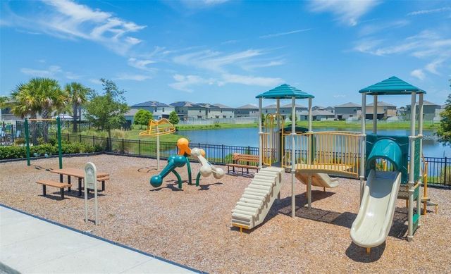 5406 AMARYLLIS GARDEN STREET, Apollo Beach, FL 33572