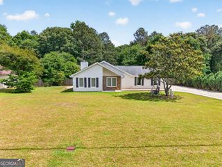 121 Brownsmill Drive, Grayson, GA 30017