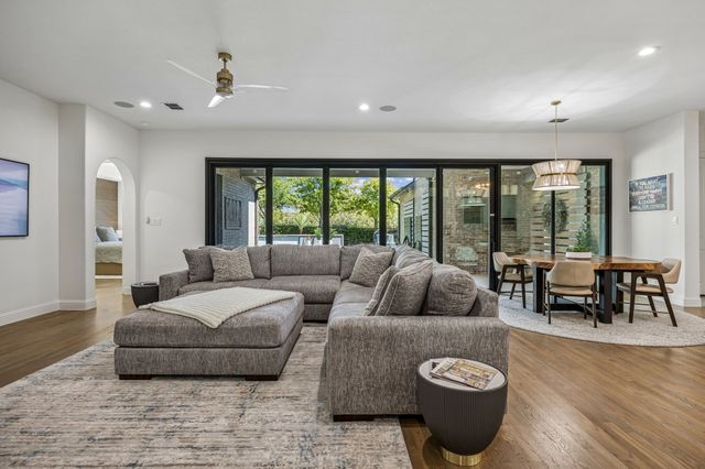 12462 Riverhill Road, Frisco, TX 75033