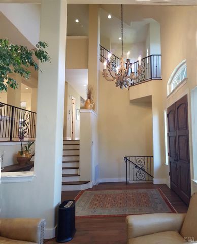 1150 Castle Oaks Dr, Napa, CA 94558