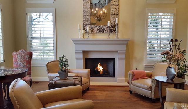 1150 Castle Oaks Dr, Napa, CA 94558