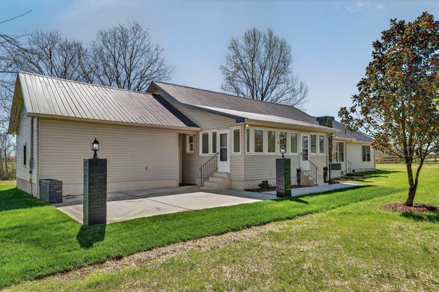 274 Howell Hill Rd, Kelso, TN 37348