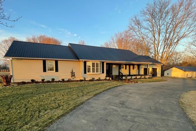 274 Howell Hill Rd, Kelso, TN 37348