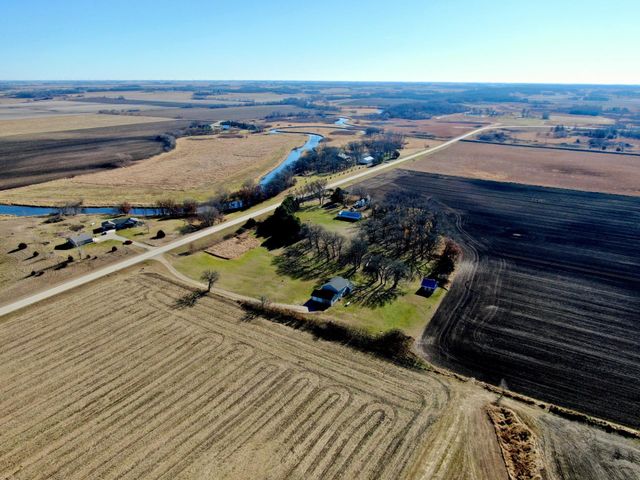 10741 797th Avenue, Glenville, MN 56036