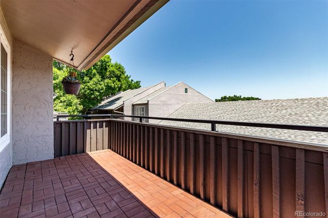 2301 E Fremont Avenue W08, Centennial, CO 80122