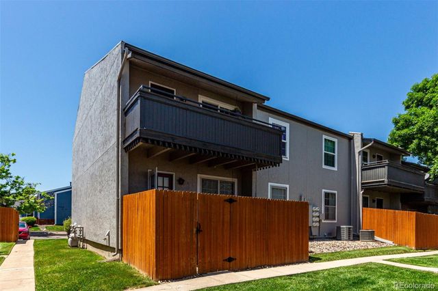 2301 E Fremont Avenue W08, Centennial, CO 80122