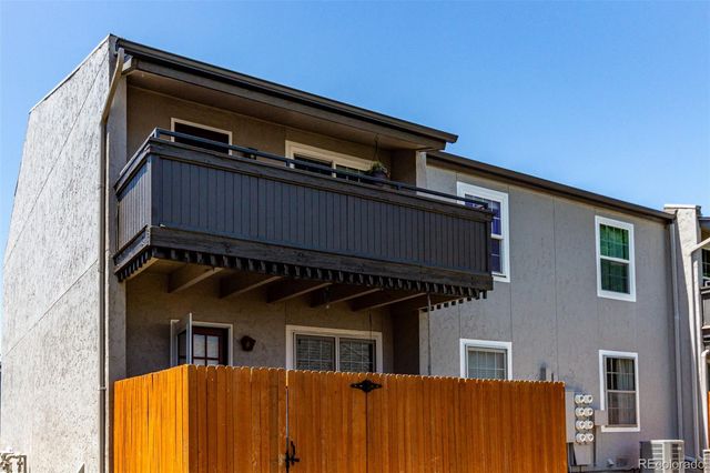 2301 E Fremont Avenue W08, Centennial, CO 80122