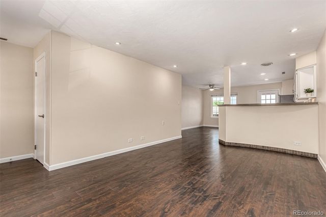 2301 E Fremont Avenue W08, Centennial, CO 80122