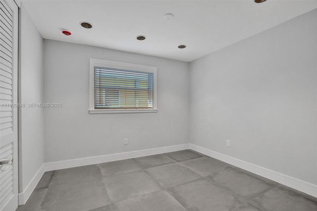 902 Mandarin Isle 2, Fort Lauderdale, FL 33315