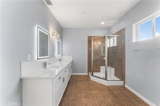 21921 Calhoun Dr, California City, CA 93505