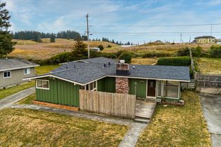 2538 Donna Drive, Eureka, CA 95503
