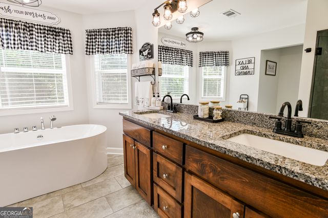 1621 Dixie Road, Covington, GA 30014