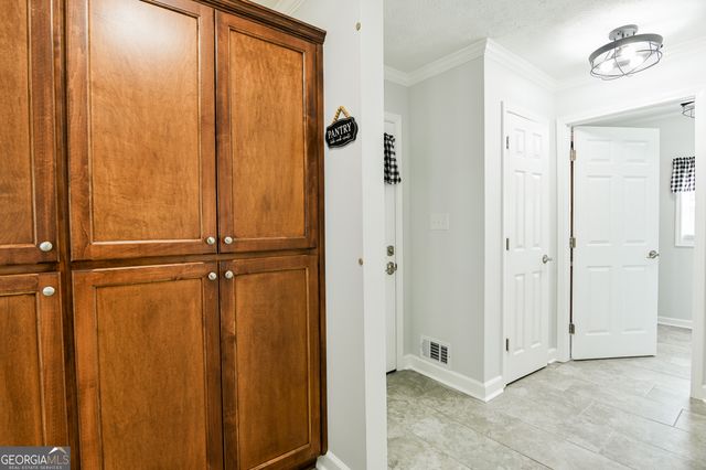 1621 Dixie Road, Covington, GA 30014