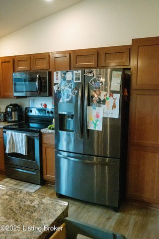 309 River Cliff Blvd, Brandenburg, KY 40108