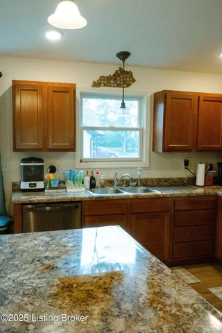 309 River Cliff Blvd, Brandenburg, KY 40108